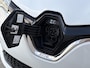 Renault Zoe R110 Life 52 kWh / SOH 90,98% / Dealer onderhouden / CCS snel laden / All season banden / warmtepomp / Cruise control / Keyless Entry/Start / Apple Carplay Android Auto / Climate control / Parkeersensoren achter /