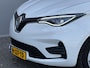 Renault Zoe R110 Life 52 kWh / SOH 90,98% / Dealer onderhouden / CCS snel laden / All season banden / warmtepomp / Cruise control / Keyless Entry/Start / Apple Carplay Android Auto / Climate control / Parkeersensoren achter /