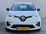 Renault Zoe R110 Life 52 kWh / SOH 90,98% / Dealer onderhouden / CCS snel laden / All season banden / warmtepomp / Cruise control / Keyless Entry/Start / Apple Carplay Android Auto / Climate control / Parkeersensoren achter /