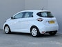 Renault Zoe R110 Life 52 kWh / SOH 90,98% / Dealer onderhouden / CCS snel laden / All season banden / warmtepomp / Cruise control / Keyless Entry/Start / Apple Carplay Android Auto / Climate control / Parkeersensoren achter /