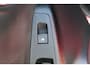 Ford Puma 1.0-125pk EcoBoost Mild-Hybrid Titanium. Fabr. garantie t/m 21-09-2029 ! Elektr. pano-dak, stoel-, stuur- en voorraamverw., 360gr. camera, adaptieve cruise cntrl, side- en lane assist, parkeersensoren v+a, metallic lak, LM wielen.
