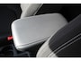 Ford Puma 1.0-125pk EcoBoost Mild-Hybrid Titanium. Fabr. garantie t/m 21-09-2029 ! Elektr. pano-dak, stoel-, stuur- en voorraamverw., 360gr. camera, adaptieve cruise cntrl, side- en lane assist, parkeersensoren v+a, metallic lak, LM wielen.
