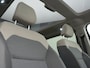 Volkswagen Multivan 1.4 eHybrid 7 Zits PHEV 218pk Dealer O.H | Trekhaak Af Fabriek | Panodak | IQ Light | Camera | Stoelverwarming | Apple Carplay | Navigatie | DAB | Cruise Control | 17"L.M | Plug In Hybrid |