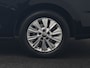 Volkswagen Multivan 1.4 eHybrid 7 Zits PHEV 218pk Dealer O.H | Trekhaak Af Fabriek | Panodak | IQ Light | Camera | Stoelverwarming | Apple Carplay | Navigatie | DAB | Cruise Control | 17"L.M | Plug In Hybrid |