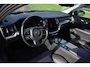 Volvo V60 Cross Country B4 211PK AWD Intro Edition | DIESEL | Trekhaak | BLIS | HUD | H&K | 360 Camera | Pano |
