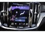 Volvo V60 Cross Country B4 211PK AWD Intro Edition | DIESEL | Trekhaak | BLIS | HUD | H&K | 360 Camera | Pano |