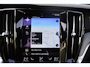 Volvo V60 Cross Country B4 211PK AWD Intro Edition | DIESEL | Trekhaak | BLIS | HUD | H&K | 360 Camera | Pano |
