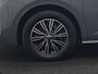 Volkswagen Multivan 1.4 eHybrid Bulli 7 Zits PHEV 218pk Dealer O.H | Trekhaak Af Fabriek | Adaptive Cruise | Camera | Sportstoelen & Stuur Verwarmd | Apple Carplay | BLIS | Navigatie | Virtual | DAB | 17"L.M | Plug In Hybrid |