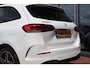 Mercedes-Benz B-klasse B250e 218PK AUTOMAAT AMG NIGHT Navi | Sfeerverl. | Stoelverw. | Widescreen | Clima | Cruise | 18 Inch Lm |