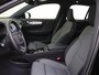 Volvo XC40 B3 Plus Black Edition | Panoramadak | Harman/Kardon | 20" Velgen |