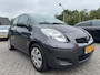 Toyota Yaris 1.3 VVTi Comfort 5Drs,Apk 19/4/27,Airco,Nap,Trekhaak