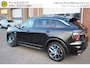 Lynk & Co 01 1.5 261PK! *NL AUTO* DEALER ONDERHOUDEN 20X OP VOORRAAD 360CAMERA 6,6KWH LADER PANORAMADAK FULL LED 20INCH ADAPTIEVE CRUISE ANDROID/APPLECARPLAY NAVI CLIMA PDC V+A KEYLESS ENZ...