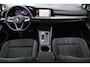 Volkswagen Golf 1.5 eTSI ACT / PANO / HUD / ACC / MEMORY / MASSAGE / CARPLAY / STUUR+STOELVERW