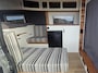 Citroën Jumper Buscamper 33 2.2BlueHDI 140pk Buscamper met volledig nieuwe inrichting. Zeer complete camper met oa zonnepanelen, complete keuken en volledige 12 maanden BOVAG garantie