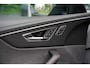 Audi Q8 60 TFSI e quattro Pro Line S Competition | Nardo Grey | Achterasbesturing | Luchtvering | Leren dashboard | Head-Up display | Stoelventilatie en massagefunctie voorin | Bang & Olufsen |