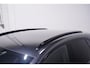 Porsche Macan 3.0 S S 3.0 354PK ACC standkachel sportstoelen electrisch bedienbaar met memo camera Apple-carplay luchtvering trekhaak electrisch wegklapbaar sportuitlaat 21"-LMV DAB LED stoel verwarming/ventilatie schakelflippers aan het stuur