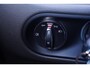 Porsche Macan 3.0 S S 3.0 354PK ACC standkachel sportstoelen electrisch bedienbaar met memo camera Apple-carplay luchtvering trekhaak electrisch wegklapbaar sportuitlaat 21"-LMV DAB LED stoel verwarming/ventilatie schakelflippers aan het stuur