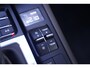 Porsche Macan 3.0 S S 3.0 354PK ACC standkachel sportstoelen electrisch bedienbaar met memo camera Apple-carplay luchtvering trekhaak electrisch wegklapbaar sportuitlaat 21"-LMV DAB LED stoel verwarming/ventilatie schakelflippers aan het stuur