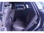Porsche Macan 3.0 S S 3.0 354PK ACC standkachel sportstoelen electrisch bedienbaar met memo camera Apple-carplay luchtvering trekhaak electrisch wegklapbaar sportuitlaat 21"-LMV DAB LED stoel verwarming/ventilatie schakelflippers aan het stuur