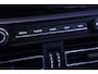 Porsche Macan 3.0 S S 3.0 354PK ACC standkachel sportstoelen electrisch bedienbaar met memo camera Apple-carplay luchtvering trekhaak electrisch wegklapbaar sportuitlaat 21"-LMV DAB LED stoel verwarming/ventilatie schakelflippers aan het stuur