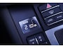 Porsche Macan 3.0 S S 3.0 354PK ACC standkachel sportstoelen electrisch bedienbaar met memo camera Apple-carplay luchtvering trekhaak electrisch wegklapbaar sportuitlaat 21"-LMV DAB LED stoel verwarming/ventilatie schakelflippers aan het stuur