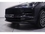 Porsche Macan 3.0 S S 3.0 354PK ACC standkachel sportstoelen electrisch bedienbaar met memo camera Apple-carplay luchtvering trekhaak electrisch wegklapbaar sportuitlaat 21"-LMV DAB LED stoel verwarming/ventilatie schakelflippers aan het stuur
