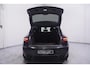 Porsche Macan 3.0 S S 3.0 354PK ACC standkachel sportstoelen electrisch bedienbaar met memo camera Apple-carplay luchtvering trekhaak electrisch wegklapbaar sportuitlaat 21"-LMV DAB LED stoel verwarming/ventilatie schakelflippers aan het stuur