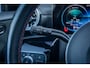 Mercedes-Benz A-klasse 250 e AMG Line | Panoramadak | Dodehoeksensor | 360° Camera | Lane Keeping Assist | Stoelverwarming | FULL Led | AMG-styling | Achteruitrijcamera | Apple Carplay/Android Auto|telefoonintegratie premium