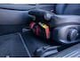 Mercedes-Benz A-klasse 250 e AMG Line | Panoramadak | Dodehoeksensor | 360° Camera | Lane Keeping Assist | Stoelverwarming | FULL Led | AMG-styling | Achteruitrijcamera | Apple Carplay/Android Auto|telefoonintegratie premium