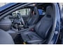 Mercedes-Benz A-klasse 250 e AMG Line | Panoramadak | Dodehoeksensor | 360° Camera | Lane Keeping Assist | Stoelverwarming | FULL Led | AMG-styling | Achteruitrijcamera | Apple Carplay/Android Auto|telefoonintegratie premium