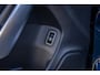 Mercedes-Benz A-klasse 250 e AMG Line | Panoramadak | Dodehoeksensor | 360° Camera | Lane Keeping Assist | Stoelverwarming | FULL Led | AMG-styling | Achteruitrijcamera | Apple Carplay/Android Auto|telefoonintegratie premium