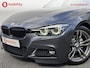 BMW 3-Serie Touring 320i High Executive M-Sport Trekhaak 1800kg Apple CarPlay NL Auto! | Head-Up | Panoramadak | Hifi | DAB Audio | Leer