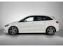Mercedes-Benz B-klasse 200 Business Solution AMG | Automaat | Apple Carplay / Android Auto | Camera | Navigatie | Stoelverwarming | Virtual Cockpit | Climate Control | Lichtmetalen Velgen |