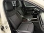 Jeep Avenger Altitude 54 kWh ACHTERUITRIJCAMERA| AIRCO AUTOMATISCH| ADAPTIEVE CRUISE CONTROL| KEYLESS ENTRY| VERWARMDE VOORRUIT| LEREN STUURWIEL|