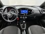 Toyota Aygo X 1.0 VVT-i MT Play | BTW voertuig | Apple CarPlay/Android Auto | Cruise Control Adaptive | Achteruitrijcamera | Bluetooth | Elektrisch verstelbare buitenspiegels | Elektrische ramen voor |