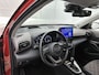 Toyota Yaris Cross 1.5 Hybrid 130 Executive + | JBL | Head-Up Display | Dodehoek detectie | Elektrische achterklep | Parkeersensoren voor+achter | Trekhaak | Apple CarPlay/Android Auto | Navigatie |