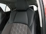 Toyota Yaris Cross 1.5 Hybrid 130 Executive + | JBL | Head-Up Display | Dodehoek detectie | Elektrische achterklep | Parkeersensoren voor+achter | Trekhaak | Apple CarPlay/Android Auto | Navigatie |