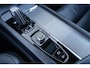 Volvo XC60 2.0 T6 Plug-in Hybrid AWD R-Design | Navigatie | Adaptieve Cruise Control | 360 Camera | Keyless | Sportchassis | Elek. Stoelen | Memory | DAB | Stuur-/Stoelverwarming | LED Koplampen | Zitverlenging | Draadloos Telefoon Opladen