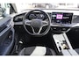 Volkswagen Passat Variant 1.5 eHybrid 204pk Business | SoH 100% | Trekhaak | Head-up | Stuur & Stoelverwarming | Navigatie