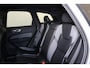 Volvo XC60 T6 Recharge AWD Plus Black Edition - IntelliSafe Assist & Surround - Harman Kardon audio - Verwarmde voorstoelen, stuur & achterbank - Parkeersensoren voor & achter - Elektr. bedienb. voorstoelen met geheugen - Draadloze tel. lader - Extra getint glas - 21' LMV