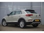 Volkswagen T-Roc 1.0 TSI 110pk Life | Trekhaak | Adaptive Cruise | Navigatie | Airco
