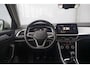 Volkswagen T-Roc 1.0 TSI 110pk Life | Trekhaak | Adaptive Cruise | Navigatie | Airco