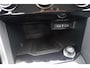 Volkswagen T-Roc 1.0 TSI 110pk Life | Trekhaak | Adaptive Cruise | Navigatie | Airco