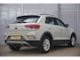 Volkswagen T-Roc 1.0 TSI 110pk Life | Trekhaak | Adaptive Cruise | Navigatie | Airco