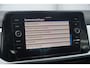 Volkswagen T-Roc 1.0 TSI 110pk Life | Trekhaak | Adaptive Cruise | Navigatie | Airco