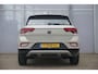 Volkswagen T-Roc 1.0 TSI 110pk Life | Trekhaak | Adaptive Cruise | Navigatie | Airco