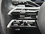 Mercedes-Benz E-klasse Estate 300 e AMG Line Trekhaak | Widesreen Cockpit | Multiespaaks 20 ionch AMG wielen | Panoramadak | AMG Styling Inclusief 24 maanden Mercedes-Benz Certified garantie voor Europa.