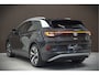 Volkswagen ID.4 First 77 kWh | Stoelverwarming | Stuurverwarming | Adaptive Cruise Control | Navigatie | Apple Carplay | Keyless | Camera | Parkeersensoren | NAP | BTW | SOH 92,01%