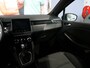 Renault Clio 1.3 TCe Intens *Dealer onderhouden!* - Trekhaak - Camera - Sensor V+A - Getinte ramen achter