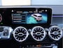Mercedes-Benz GLB 200 Business Solution AMG Automaat | Haak | Stoelverwarming